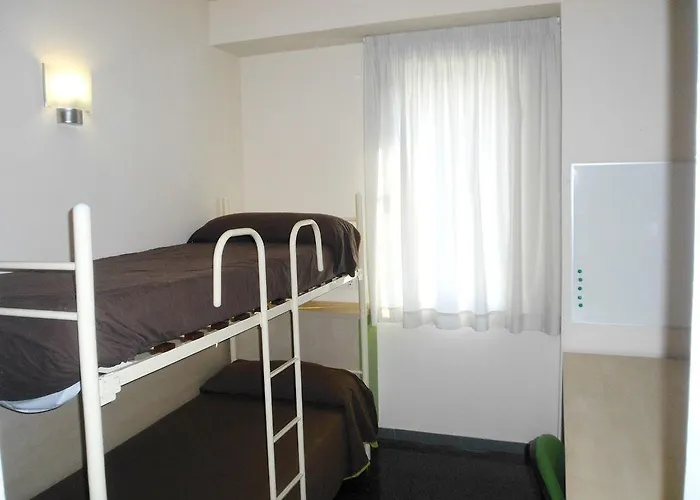 Residencia Universitaria Resa Damia Bonet Apartmán *