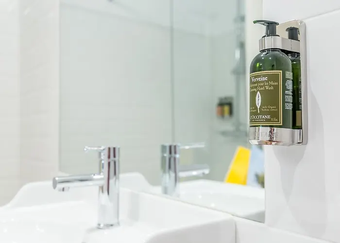 Palacio De Rojas By Moontels *