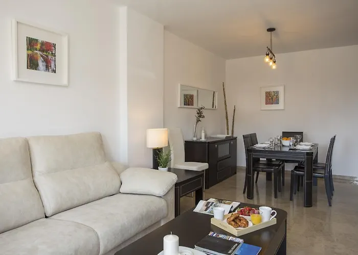 Singularstays Artes *