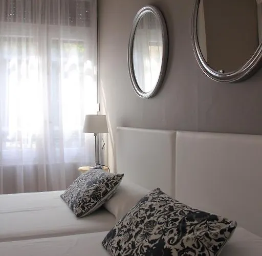 7 Moons 2* 발렌시아