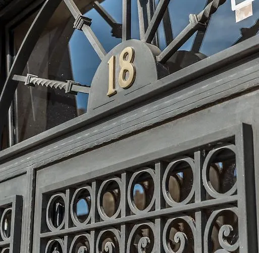 Nwt Station 2* Валенсия