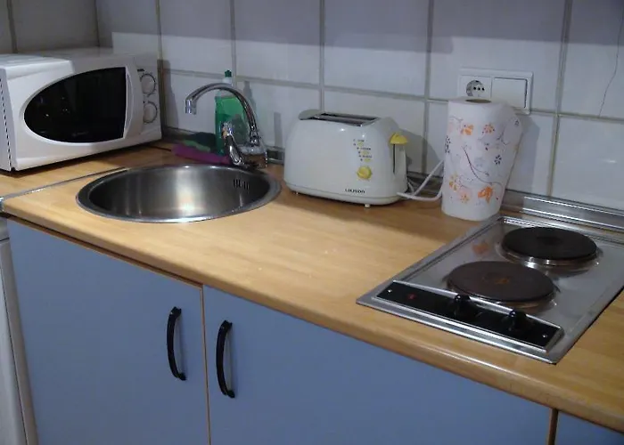 Flats Friends Tetuan شقة *