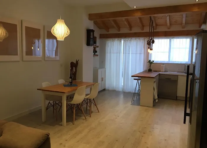 Domus Loft Zona Pechina Daire *