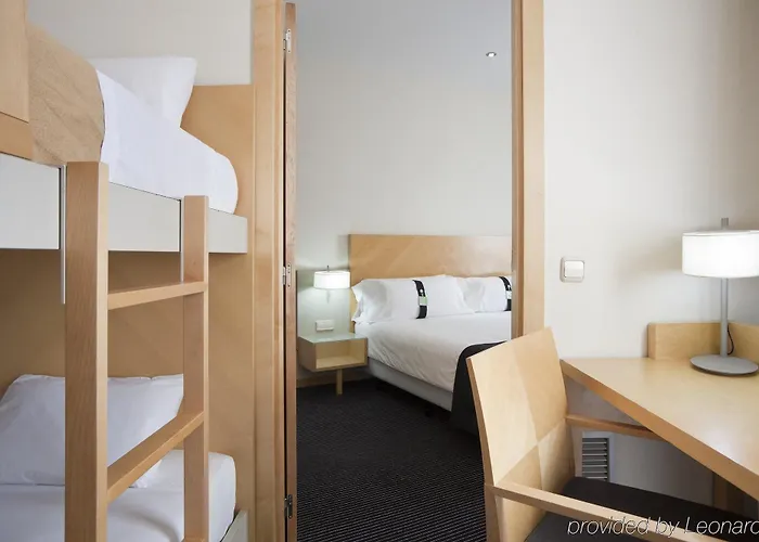 Ξενοδοχείο Alameda Plaza 4*