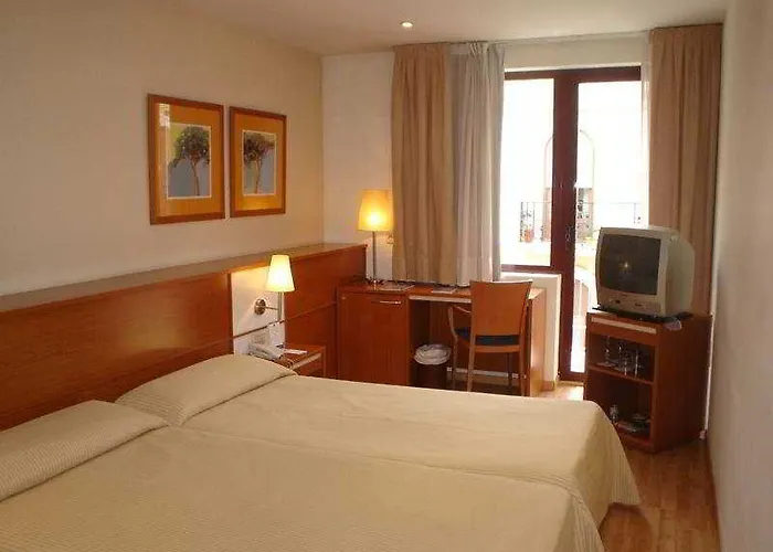 فندق Rh Sorolla Centro 3*