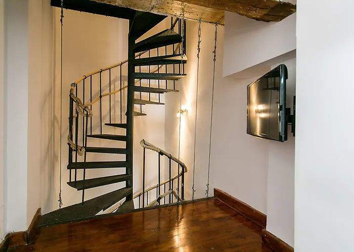 Apartament Bubuflats / Mercat