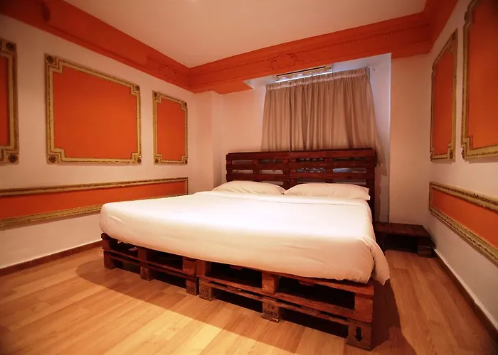 Πανσιόν Casual Civilizaciones 3*