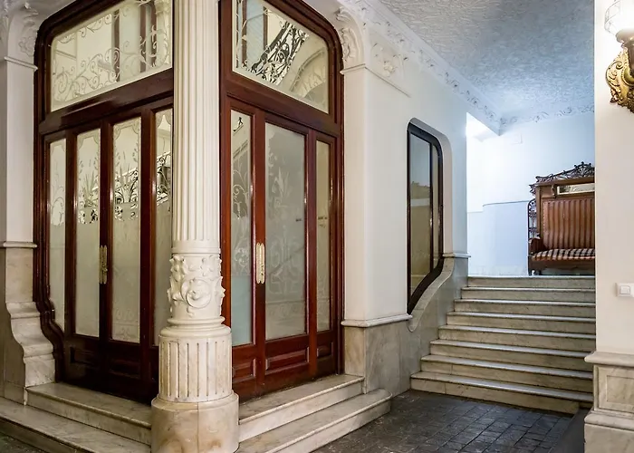 Travel Habitat Atico Calle Comedias فالنسيا