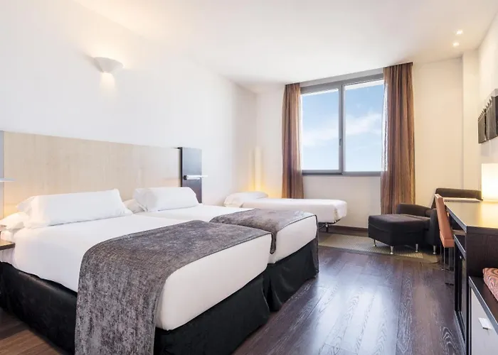 Ilunion Aqua 4 Hotel 4*