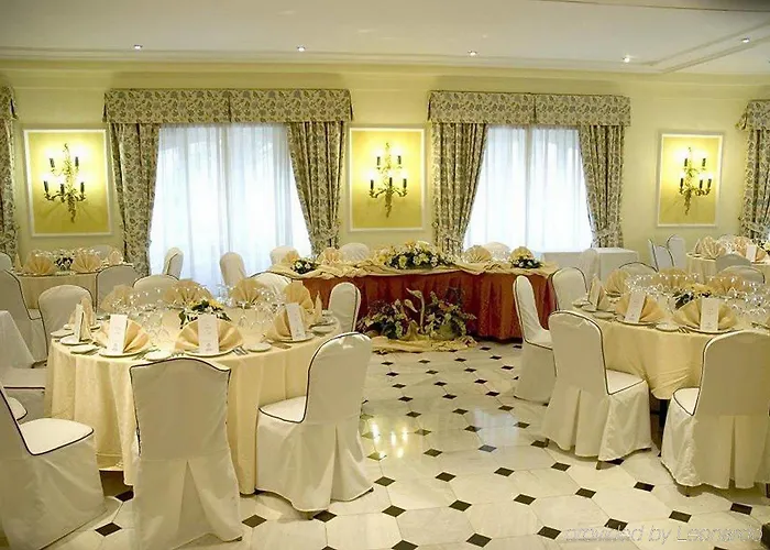 One Shot Reina Victoria バレンシア