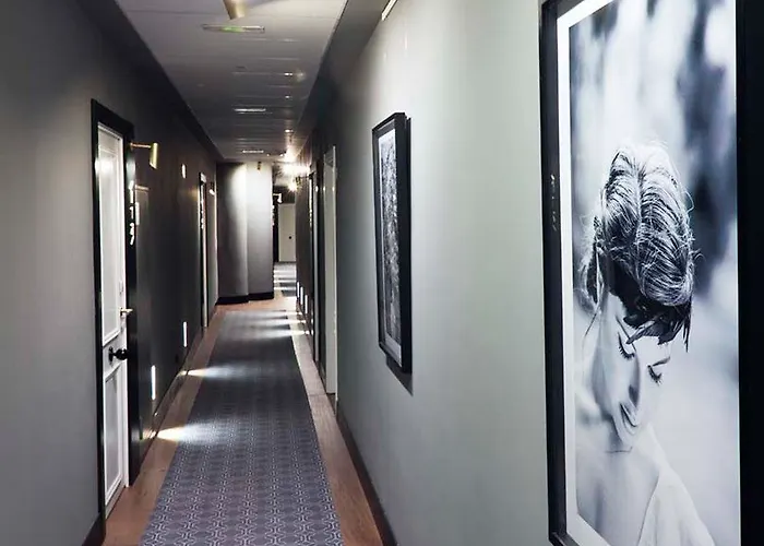 One Shot Reina Victoria Βαλένθια