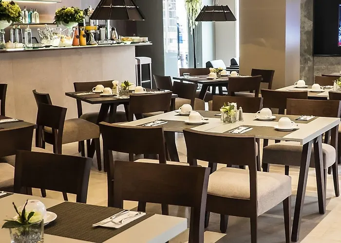 Hotel Vincci Mercat 4*