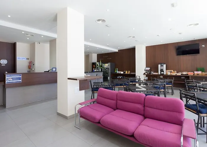 Hotel Olympia Universidades 3*