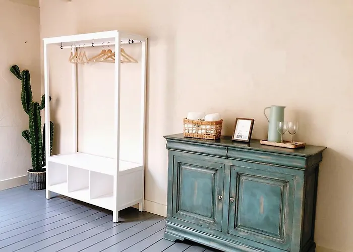 Πανσιόν Mom La Punta