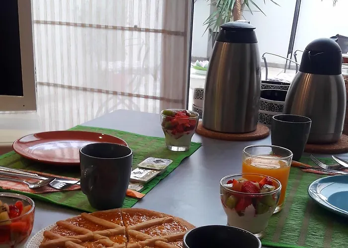 Couette-café Angel Guimera & Breakfast