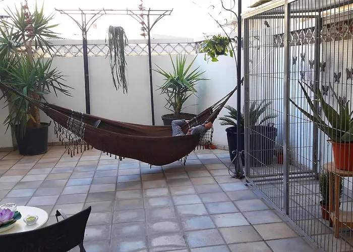 Angel Guimera & Breakfast *