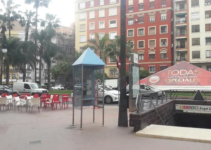 Angel Guimera & Breakfast Valence