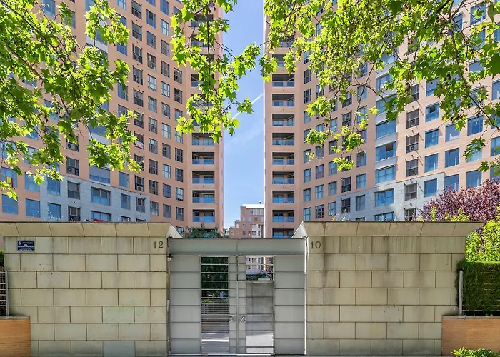 Апартаменты Travel Habitat L'umbracle