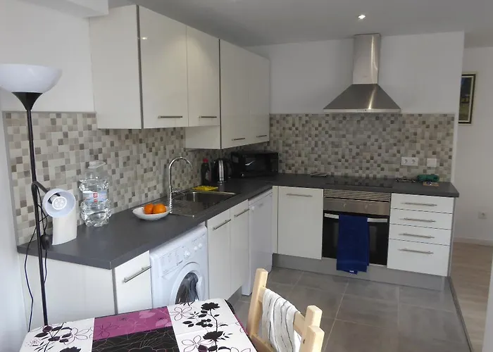 Διαμέρισμα Malvarossa Near