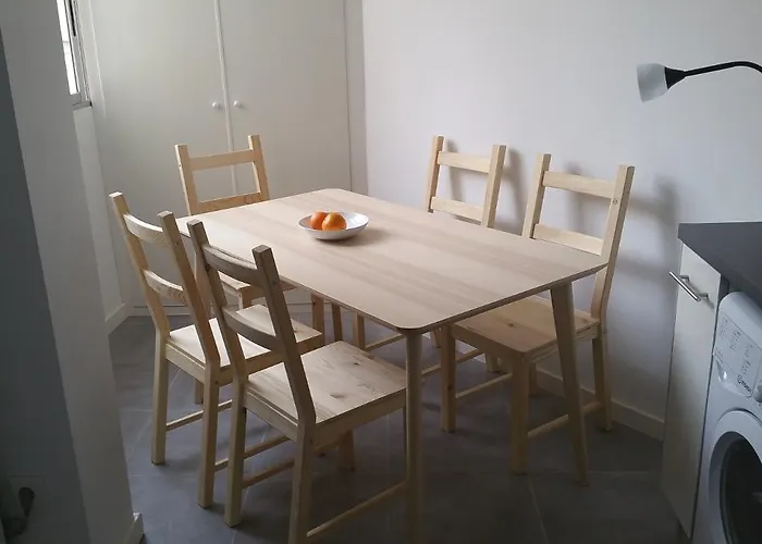 Malvarossa Near * Βαλένθια