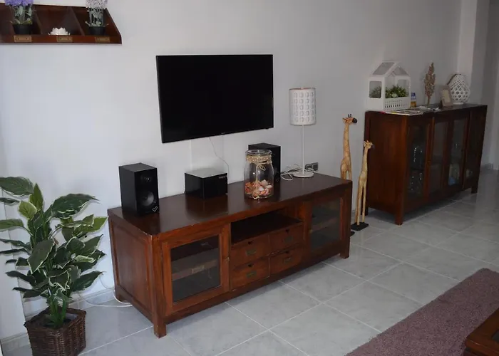 Sweet Caroline Valencia