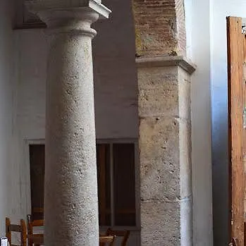 Innsa Πανσιόν 2*