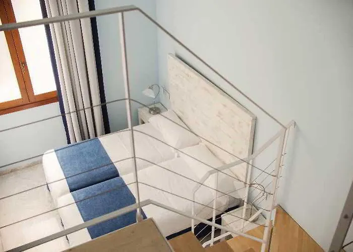 Ad Hoc Carmen Szálloda