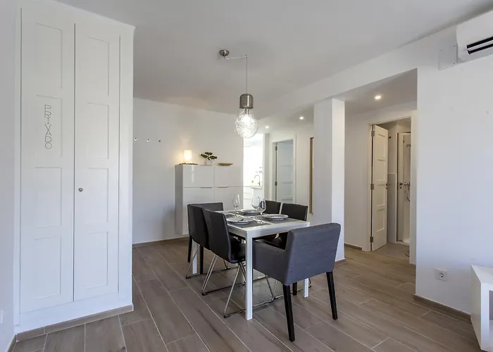 Flat Malvarrosa Zone * Βαλένθια