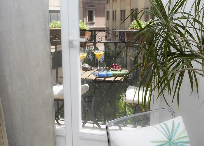 Singularstays Poeta Querol