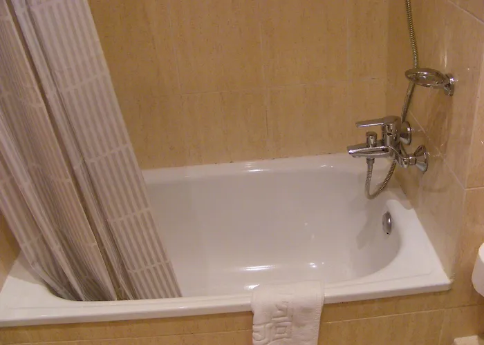 Alkazar Валенсия