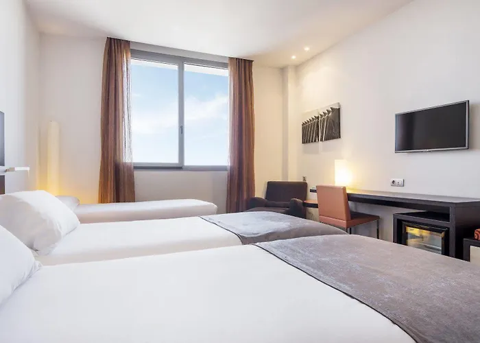 Hotel Ilunion Aqua 4