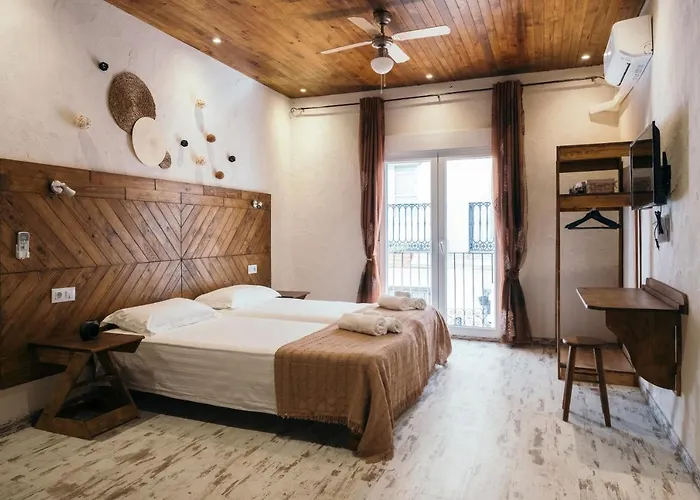 Buho House * فالنسيا