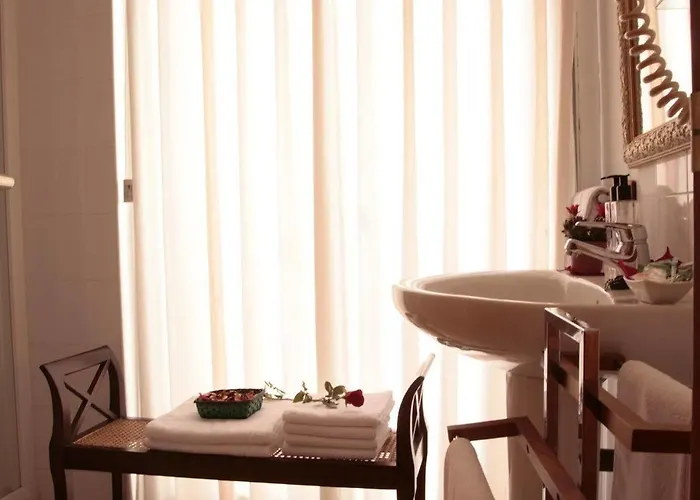 Antigua Morellana Pensión Valencia