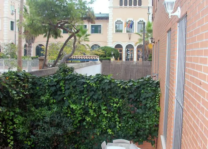 Malvarrosa Apartment *