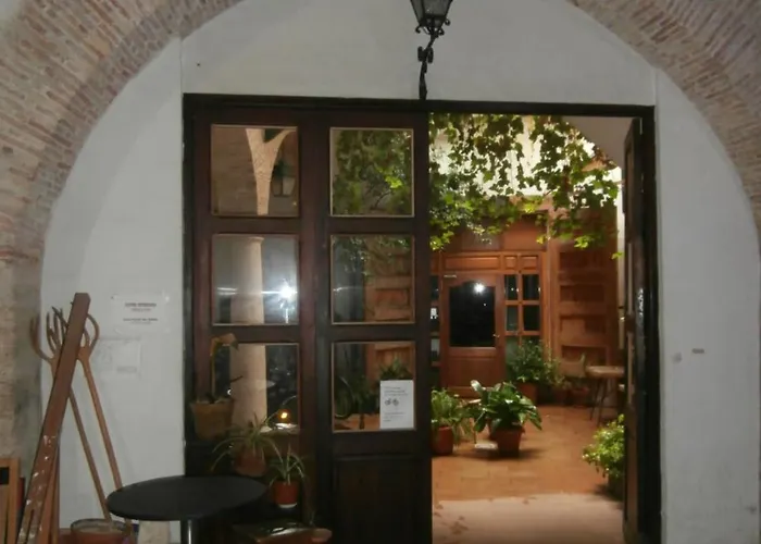 Innsa Πανσιόν