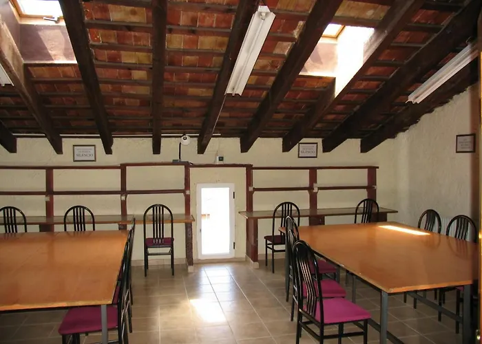 Residencia Universitaria Reuniver Burjassot Мини-отель