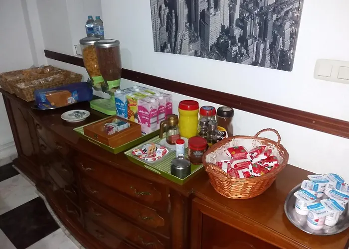 Residencia Universitaria Reuniver Burjassot بيت ريفي *