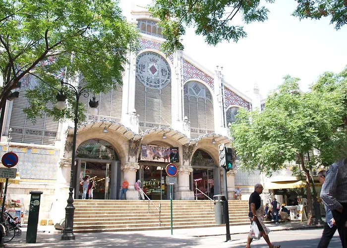 Apartup Central Market Iii