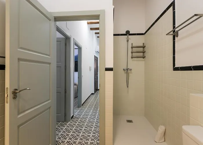 Apartup Central Market Iii *