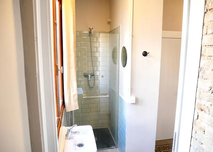 Bed & Breakfast Bird House