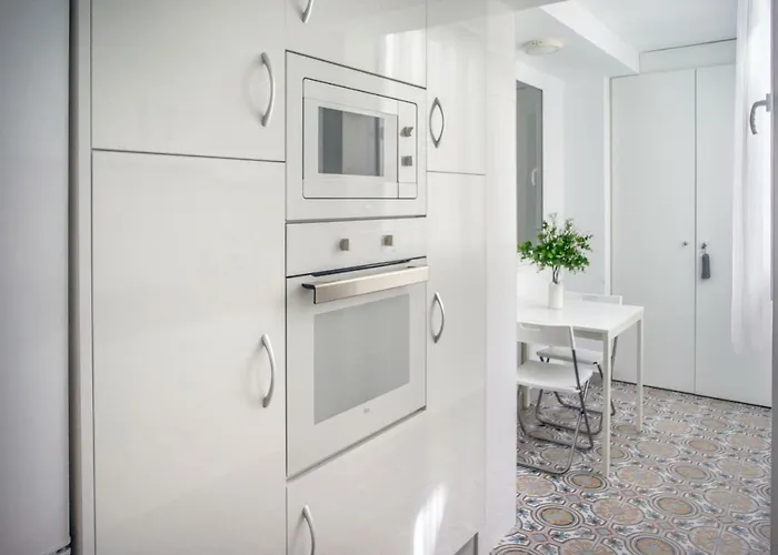 Ttdssa Vlc Plaza Cisneros 瓦伦西亚