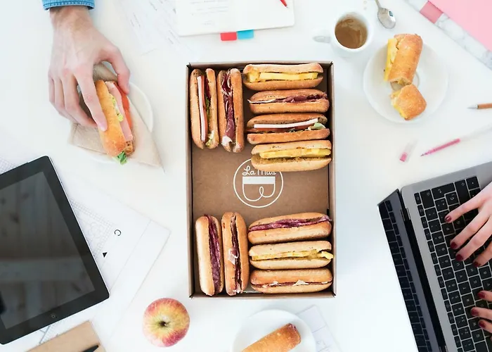 La Mas Bonita * فالنسيا