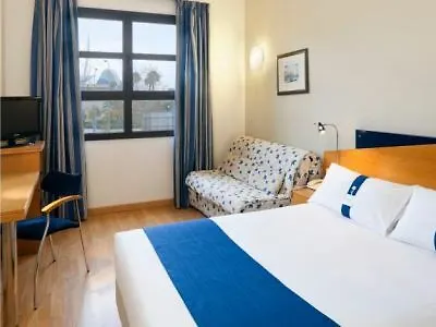 Hotel Express Ciudad De Ciencias By Ihg 3*