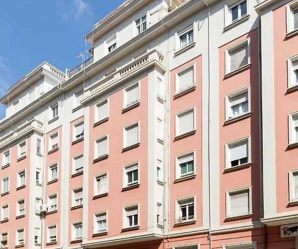 شقة Sky Touristic Attic *