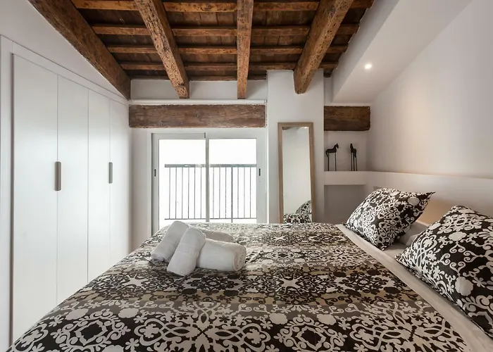 Florit Flats - Center 2br 2ba Attic Terrace View Wifi Ac