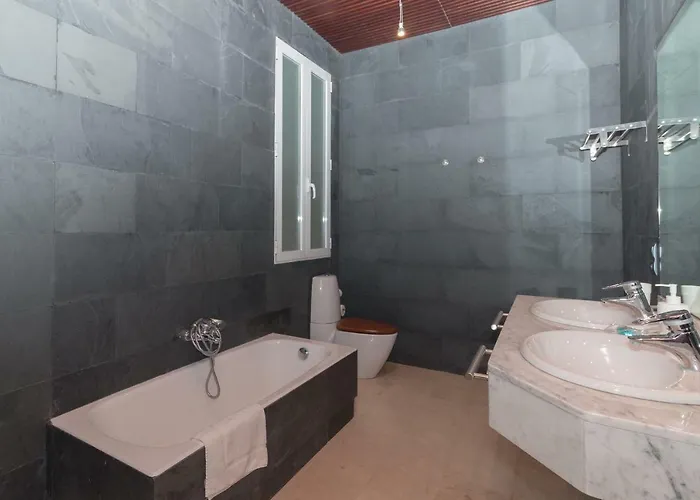 Bet - Canovas Penzion 4*