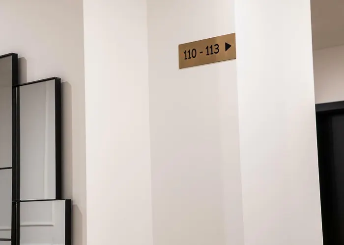 게스트하우스 Blanq Comedias 4*