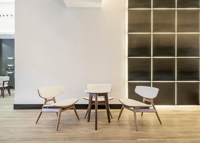 إلونيون 3 3* فالنسيا