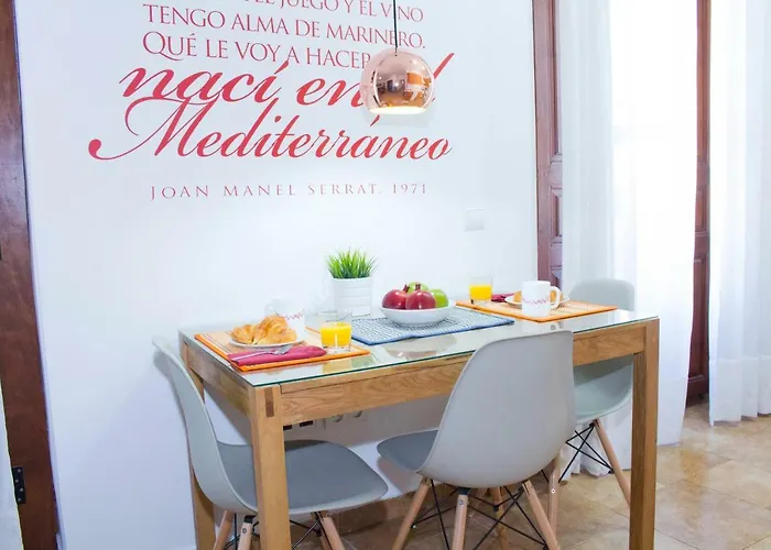 Living - Merced Apartman Valencia