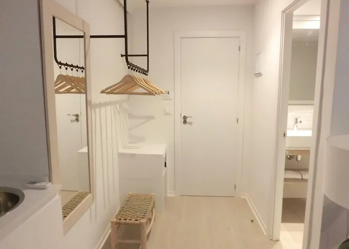 & Co. Saler Boutique 3*